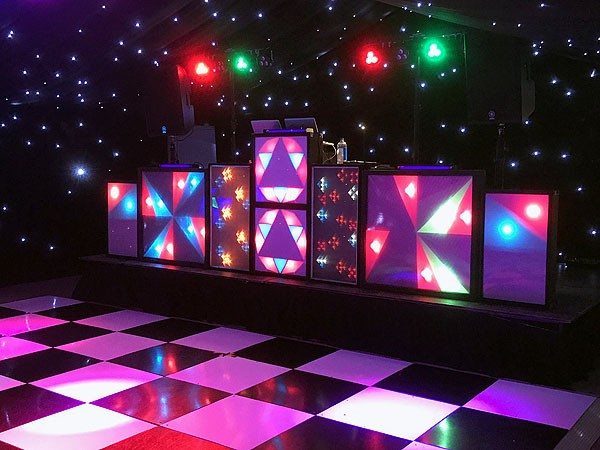AWESOME 80s Disco & Retro Party DJ in Cambridgeshire, Norfolk & Suffolk 3 Vikki & Phil's wedding reception at The Old Hall in Ely