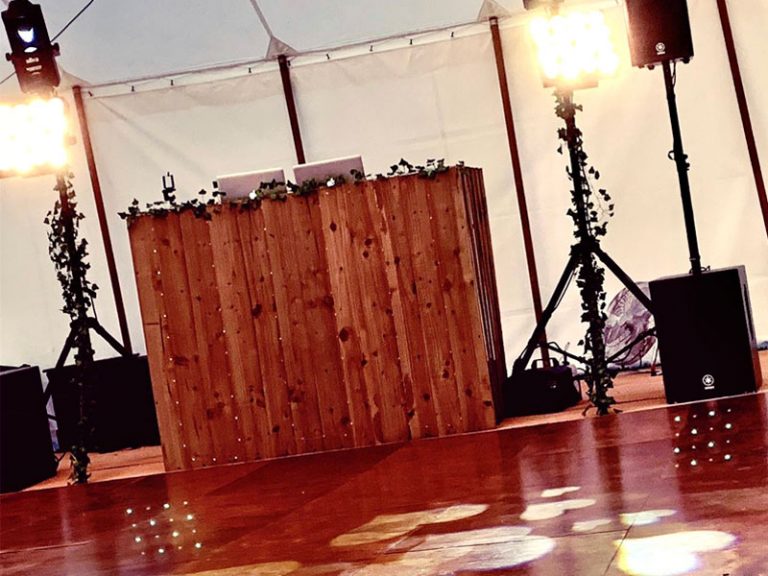 Rustic wedding disco in Cambridgeshire, Norfolk & Suffolk