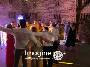 Wedding DJ at The Thatch Barn, Yelling