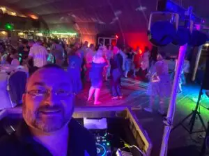 Alice & Dan's wedding at Bedingham's Farm
